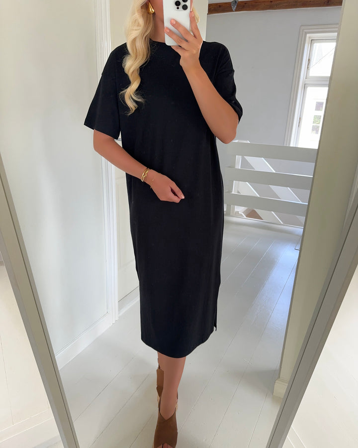 Vero Moda kjole molly ss oversized calf black