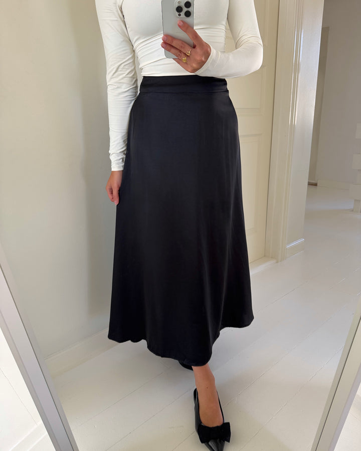 Love&Divine nederdel love908-2 black