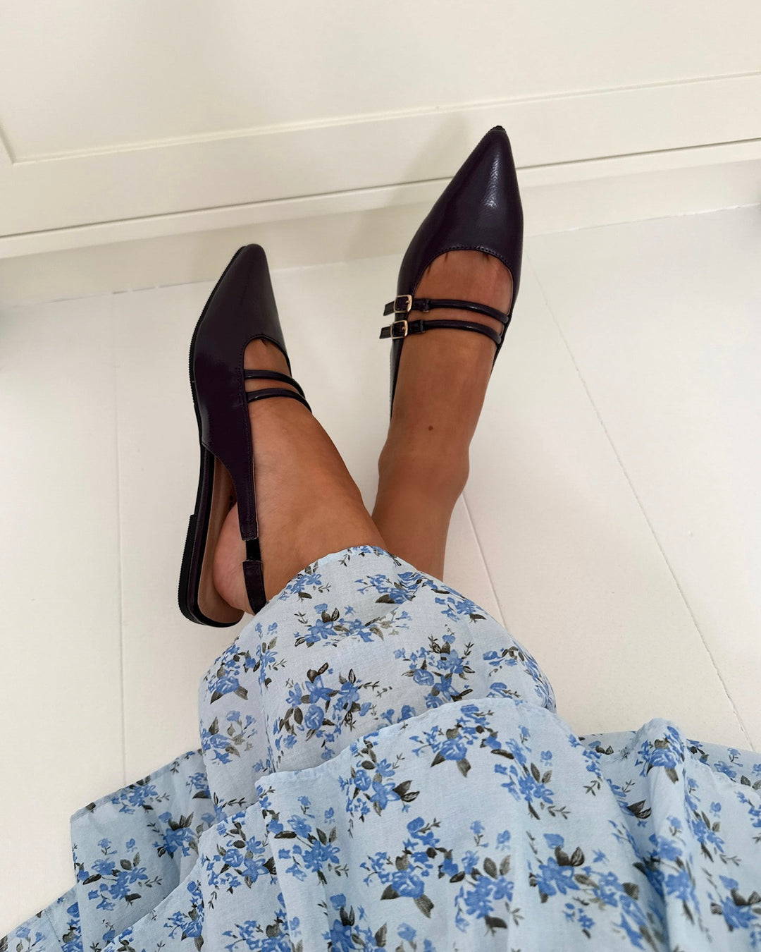 Pieces slingback katherine patent winetasting