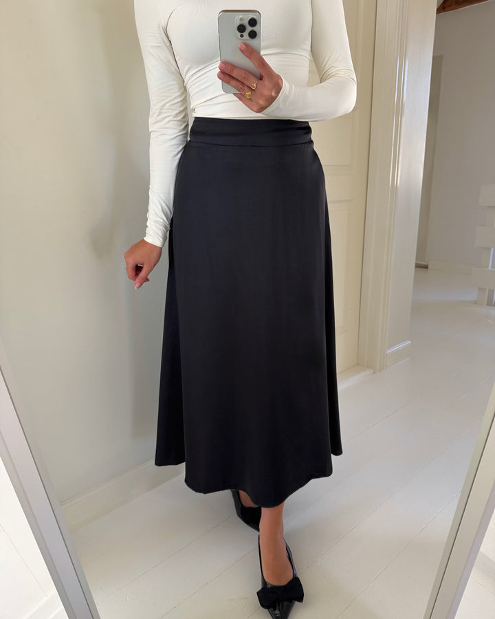Love&Divine nederdel love908-2 black