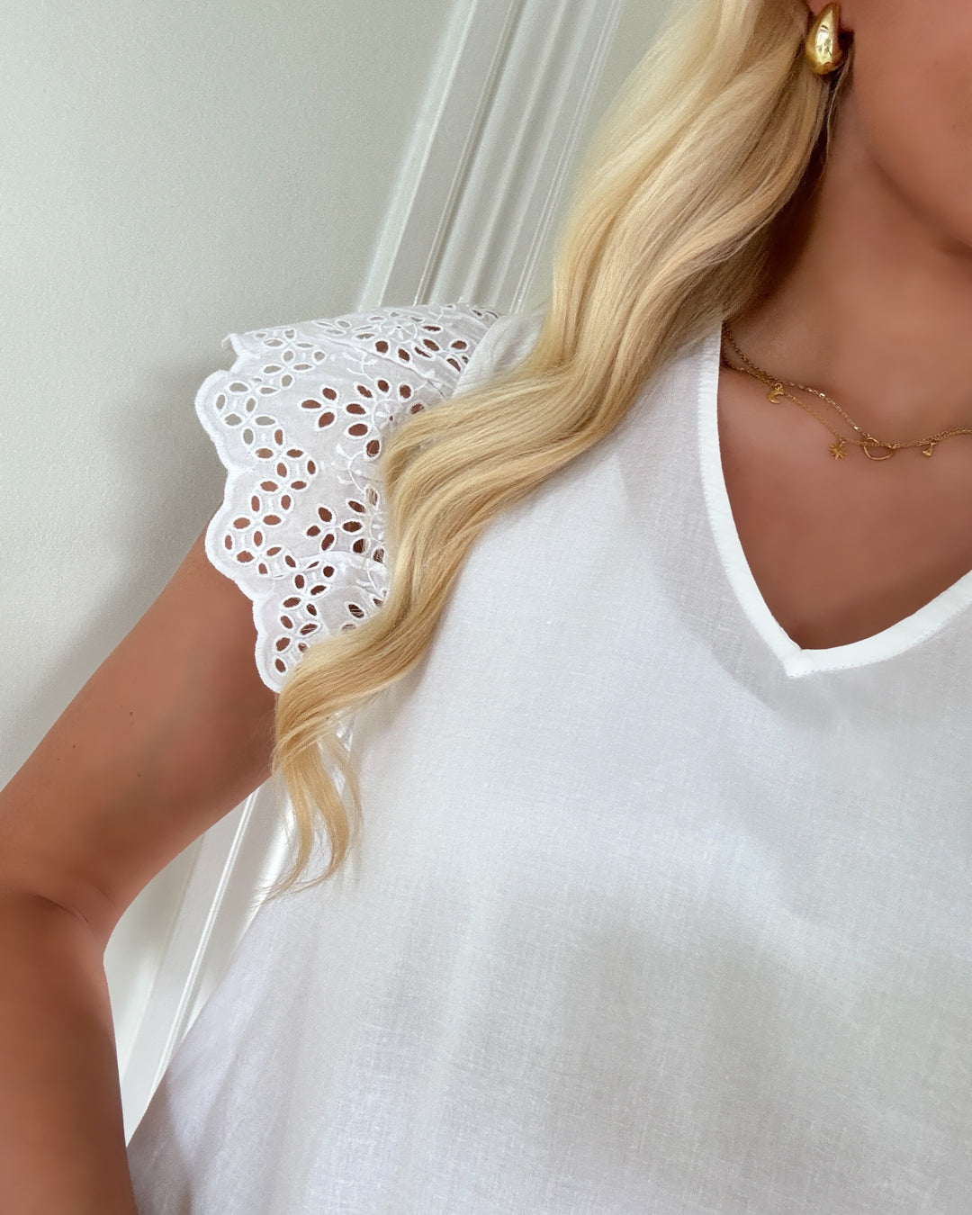 Only top lou life em ss frill bright white