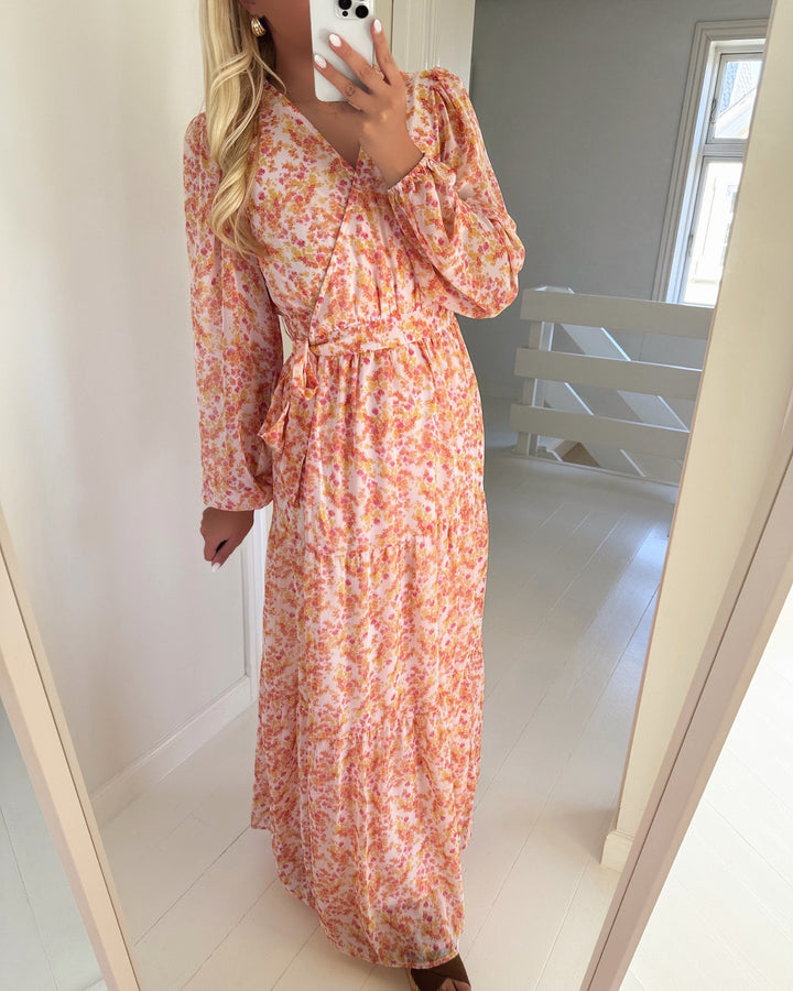 Aware by Vero Moda kjole audora ls long wrap barley pink/palma
