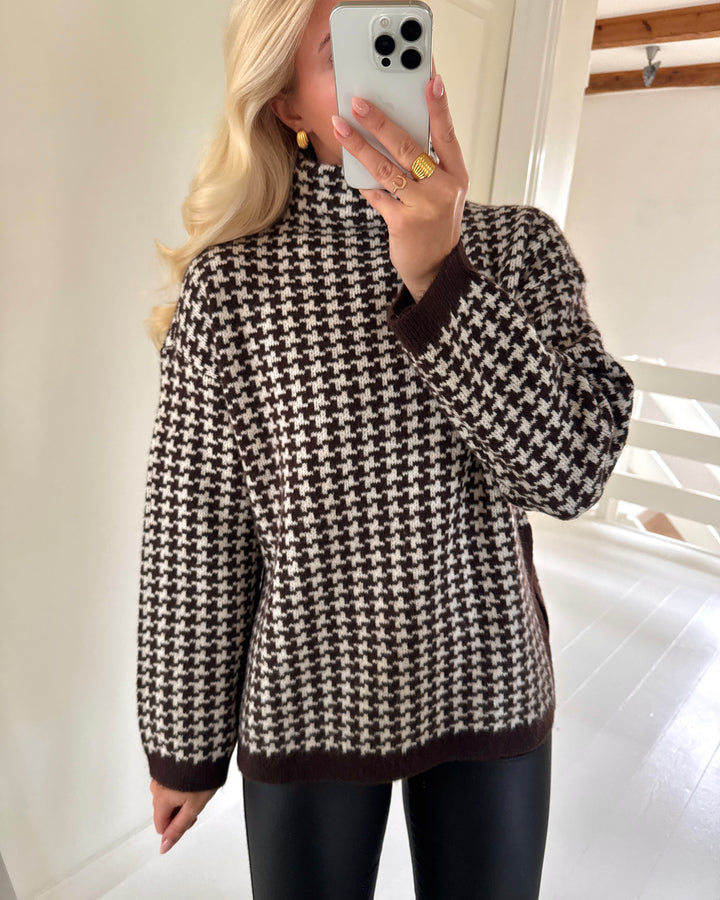 Vero Moda striktrøje como ls funnelneck chocolate torte w. birch