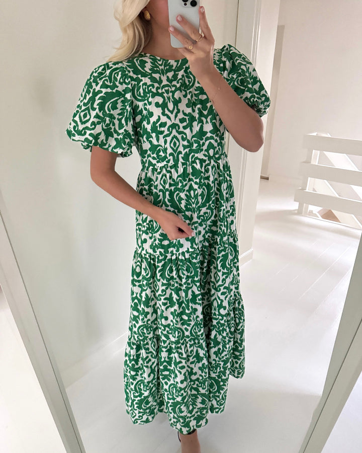 Y.A.S kjole greena ss ankle star white greena