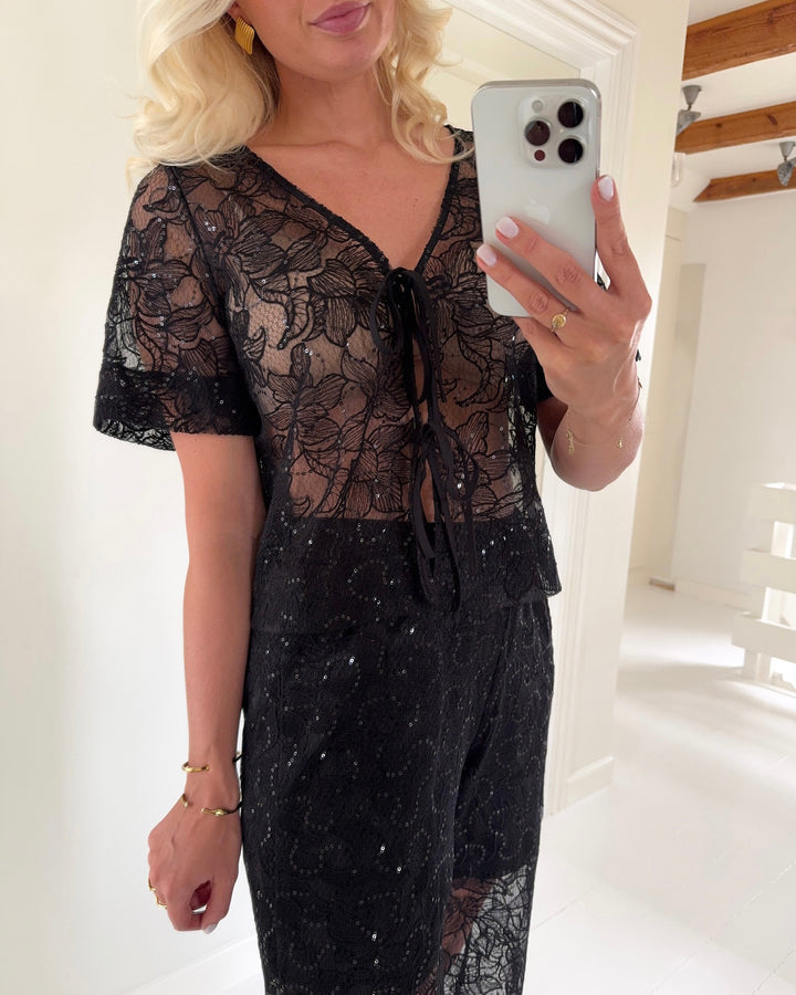 Pieces top louise 2/4 v-neck tie black