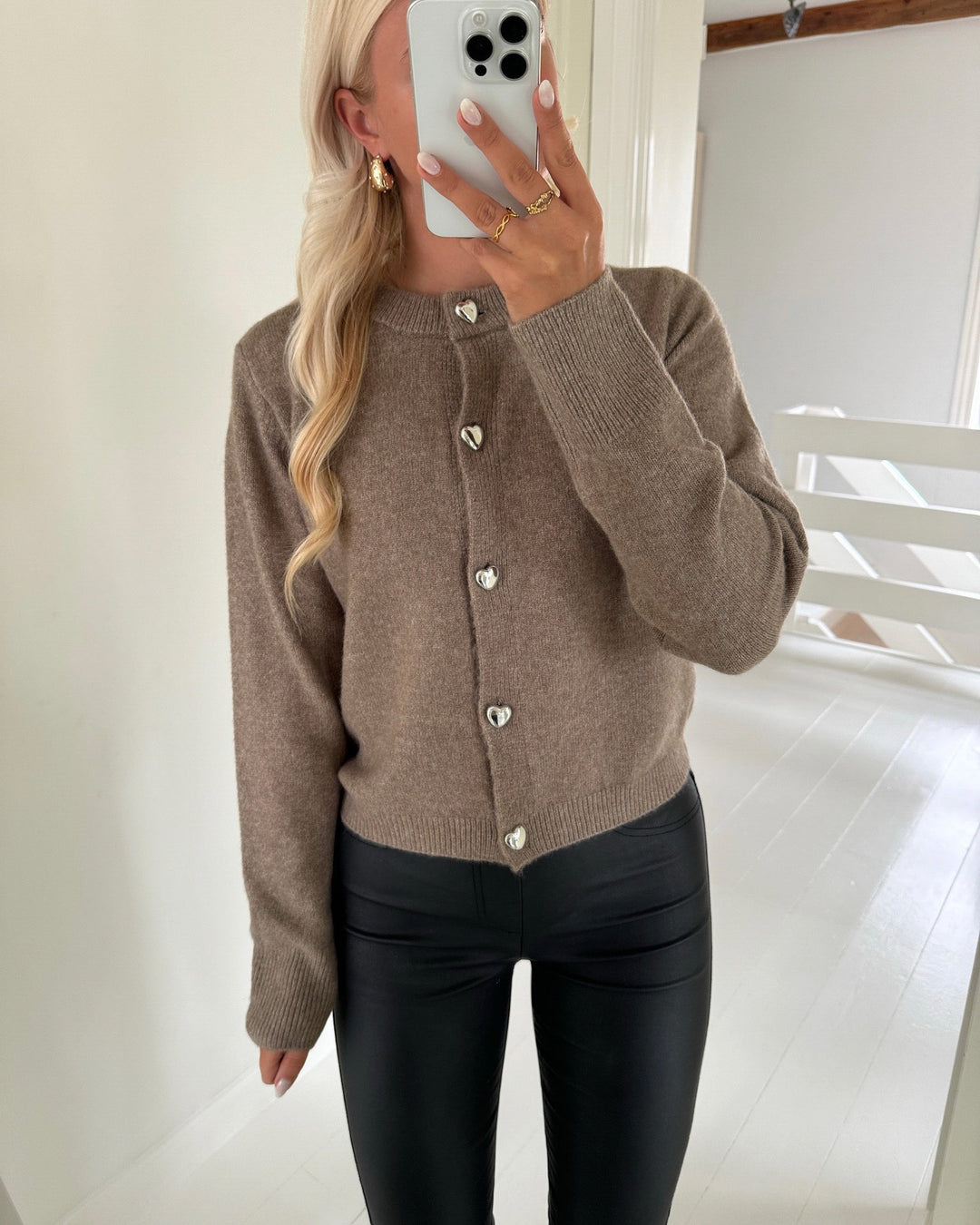 Vero Moda cardigan fiona ls short button moon rock/melange w. heart button