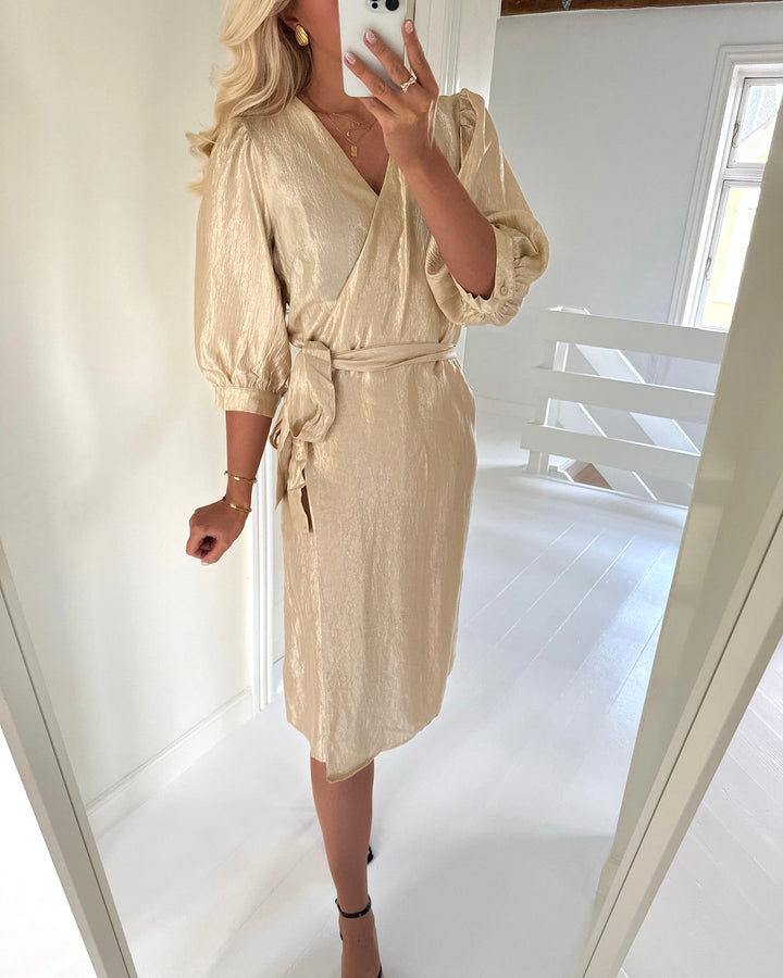 Love&Divine kjole love913-11 gold