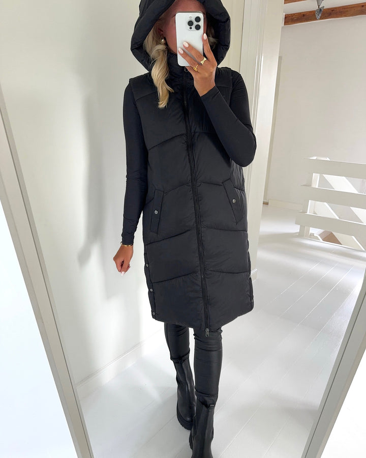 Vero Moda vest uppsala hood black