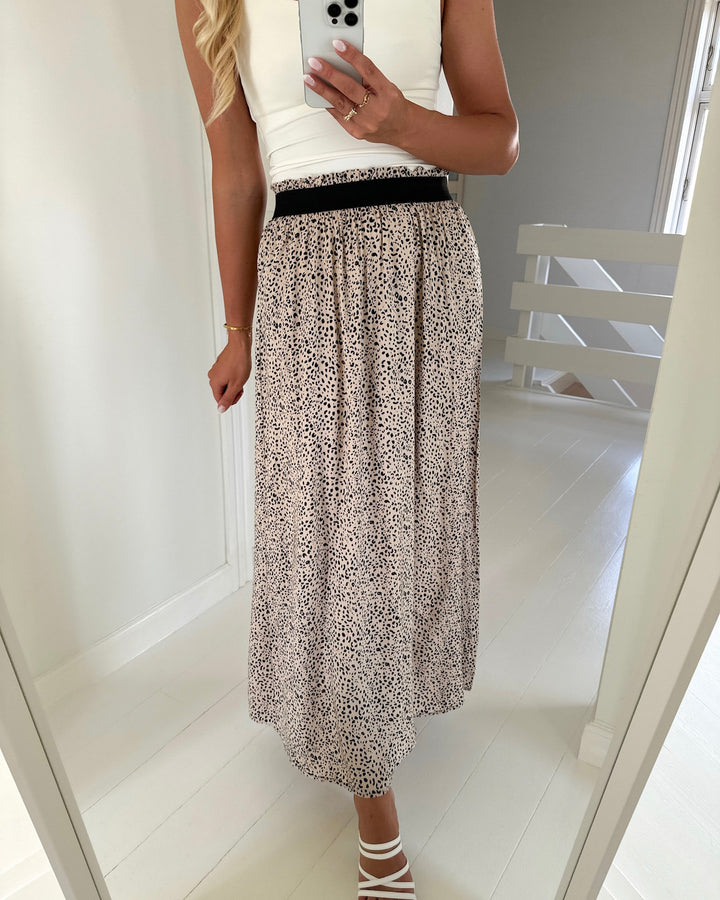 Only nederdel venedig aop life long silver mink