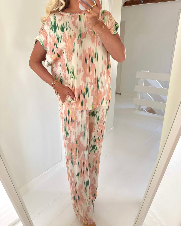 Sister's Point top emily-ss green/coral graphic