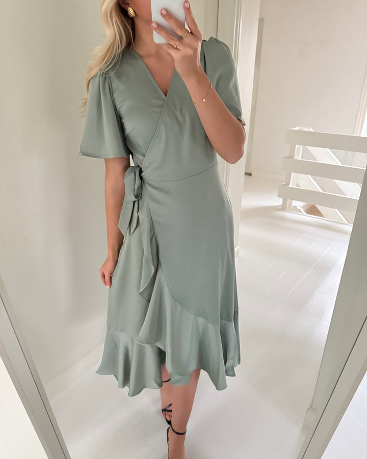 Y.A.S kjole thea 2/4 midi wrap green milieu