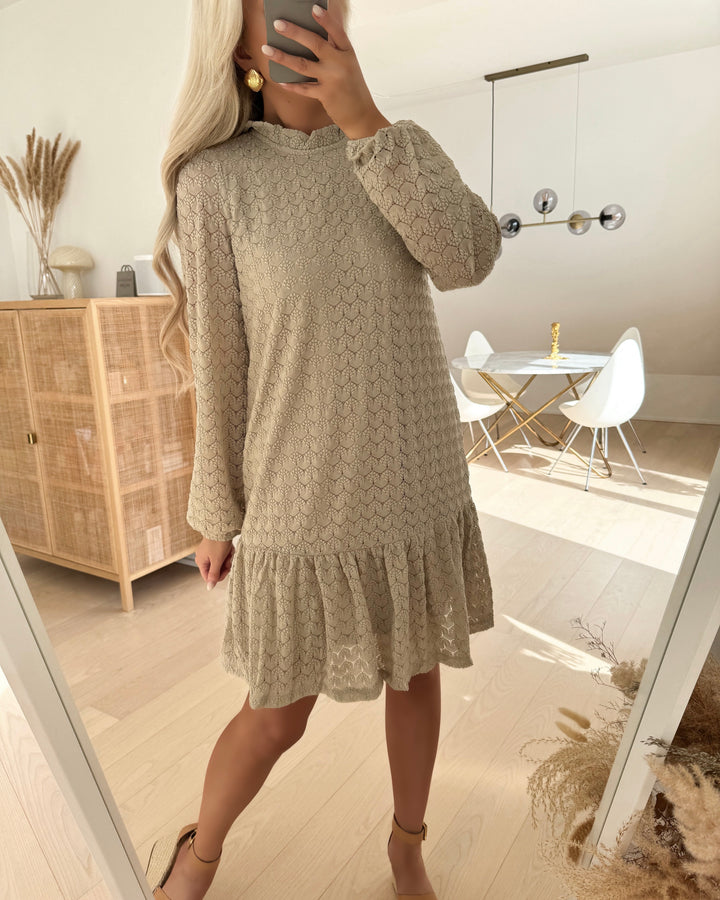 Vero Moda kjole becca ls o-neck short silver lining