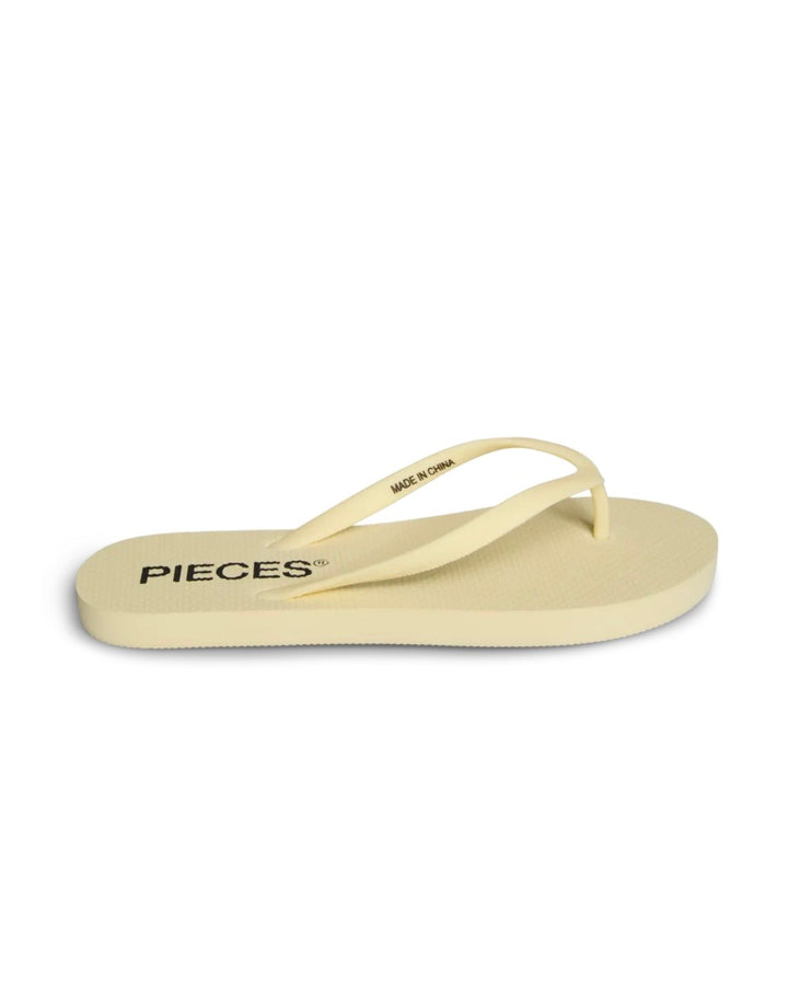 Pieces flip flop summer french vanilla