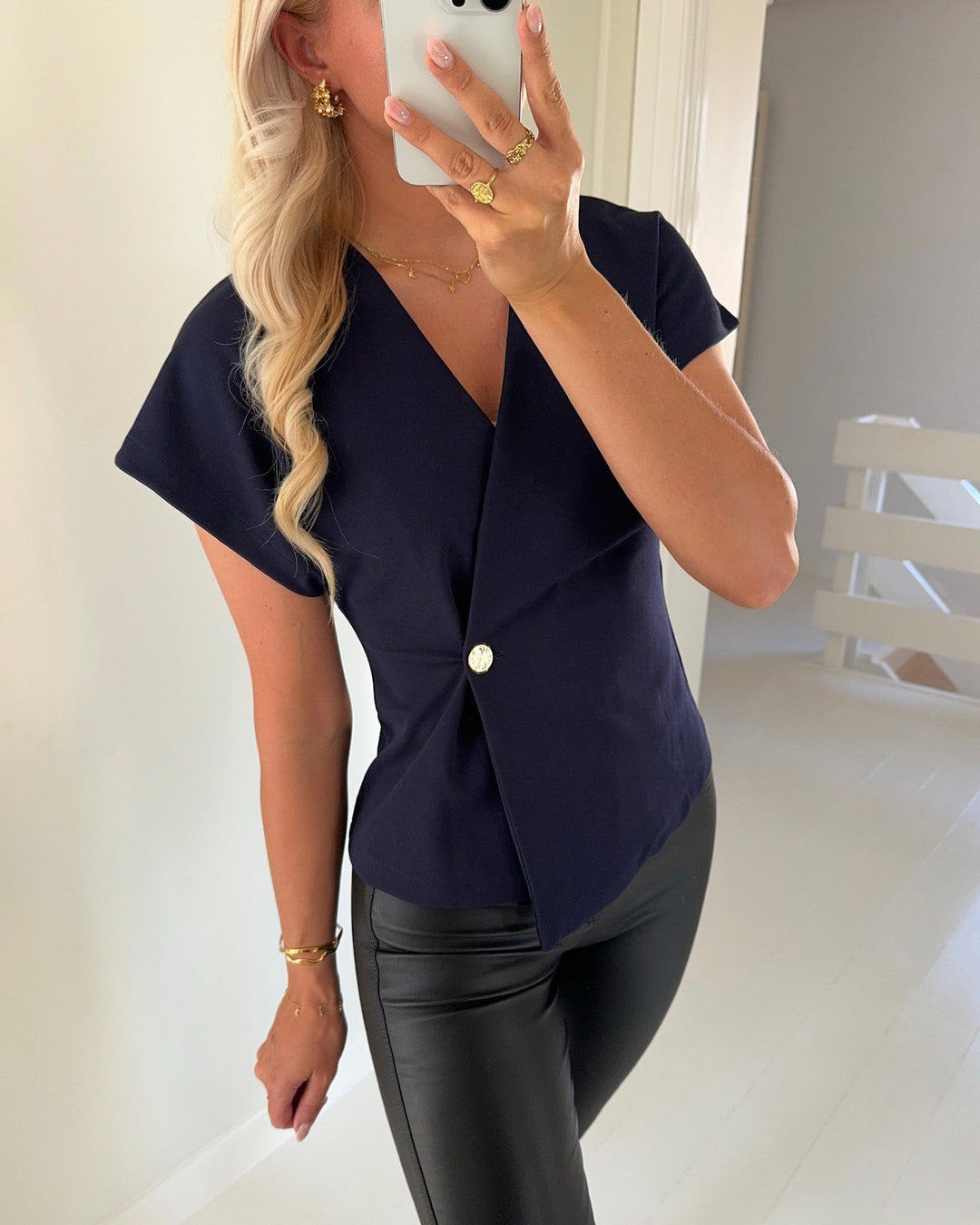 Sister’s Point top gevela-ve navy