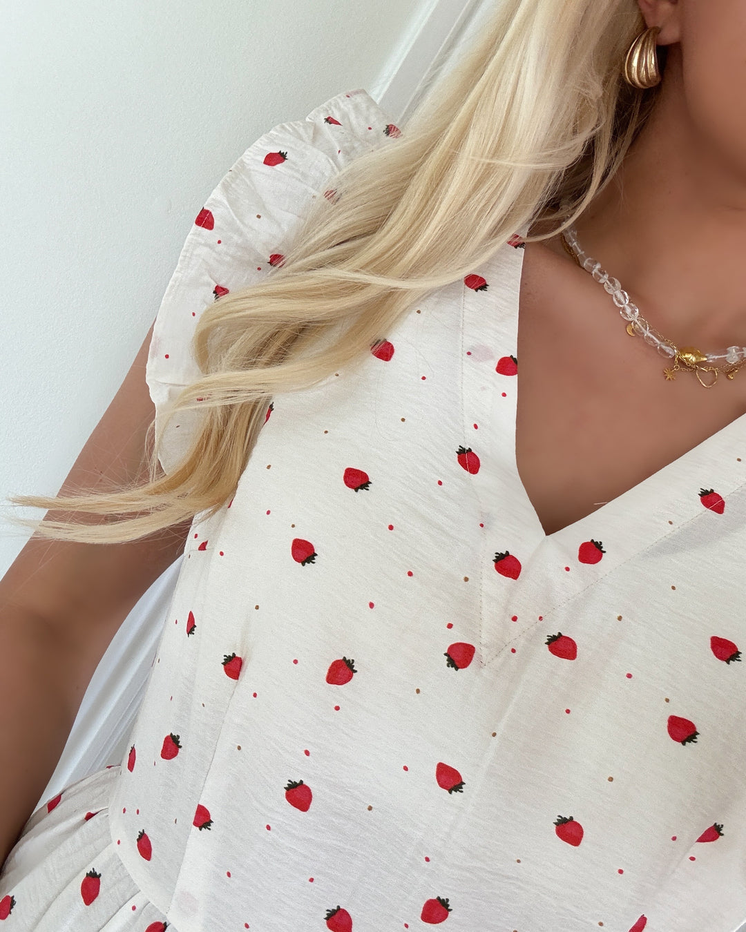 Vero Moda kjole odette sl frill short wvn ha lcs snow white/strawberry