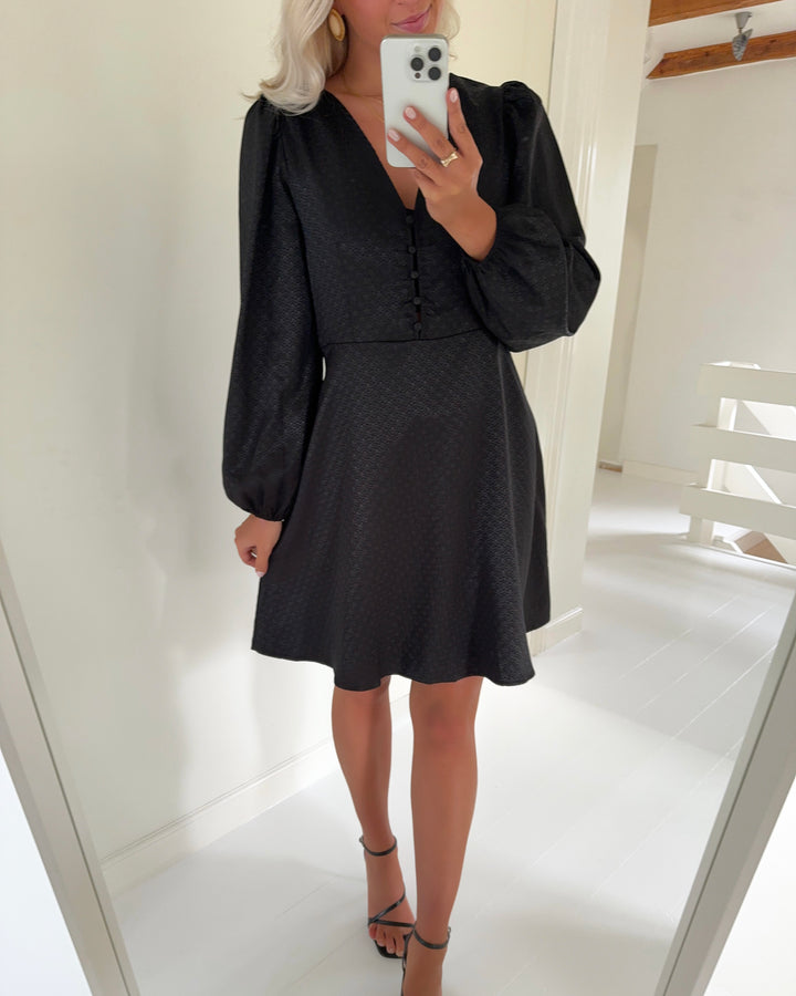 A-View kjole enitta short black