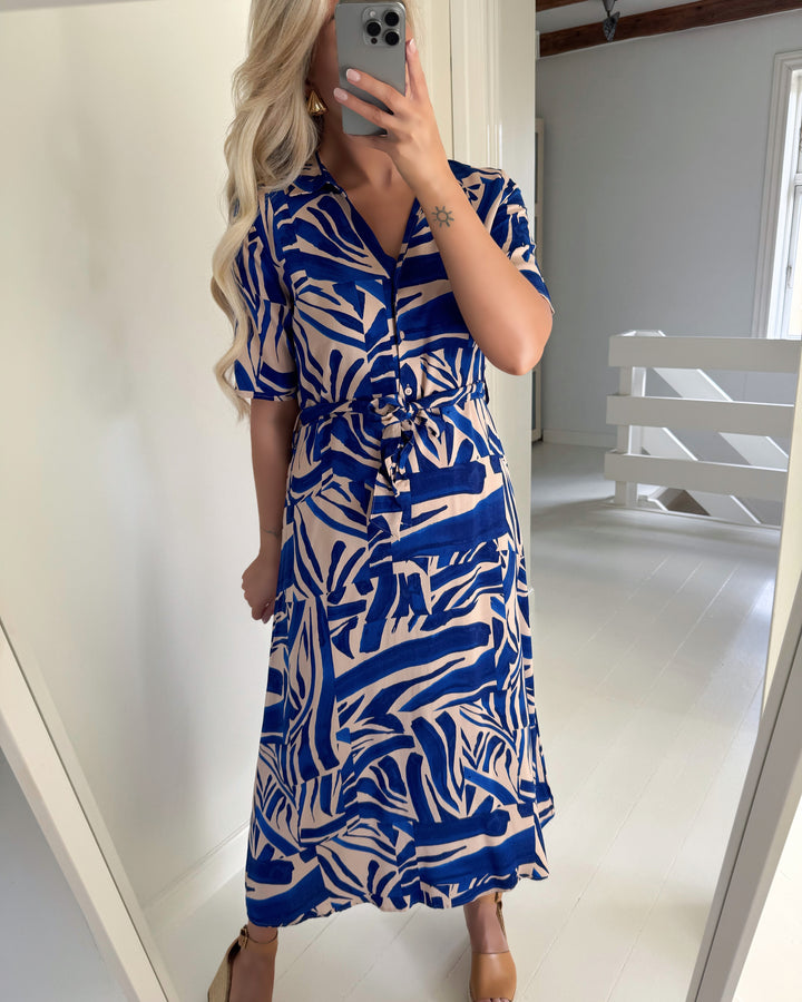 JDY kjole starsezen life 2/4 midi novelle peach/dazzling blue abstract
