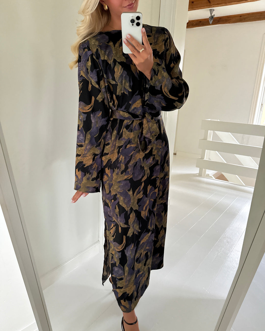 Love&Divine kjole love1421 black flower