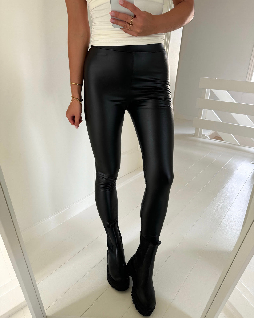JDY leggings stine pu black - FORUDBESTILLING LEV. UGE 35