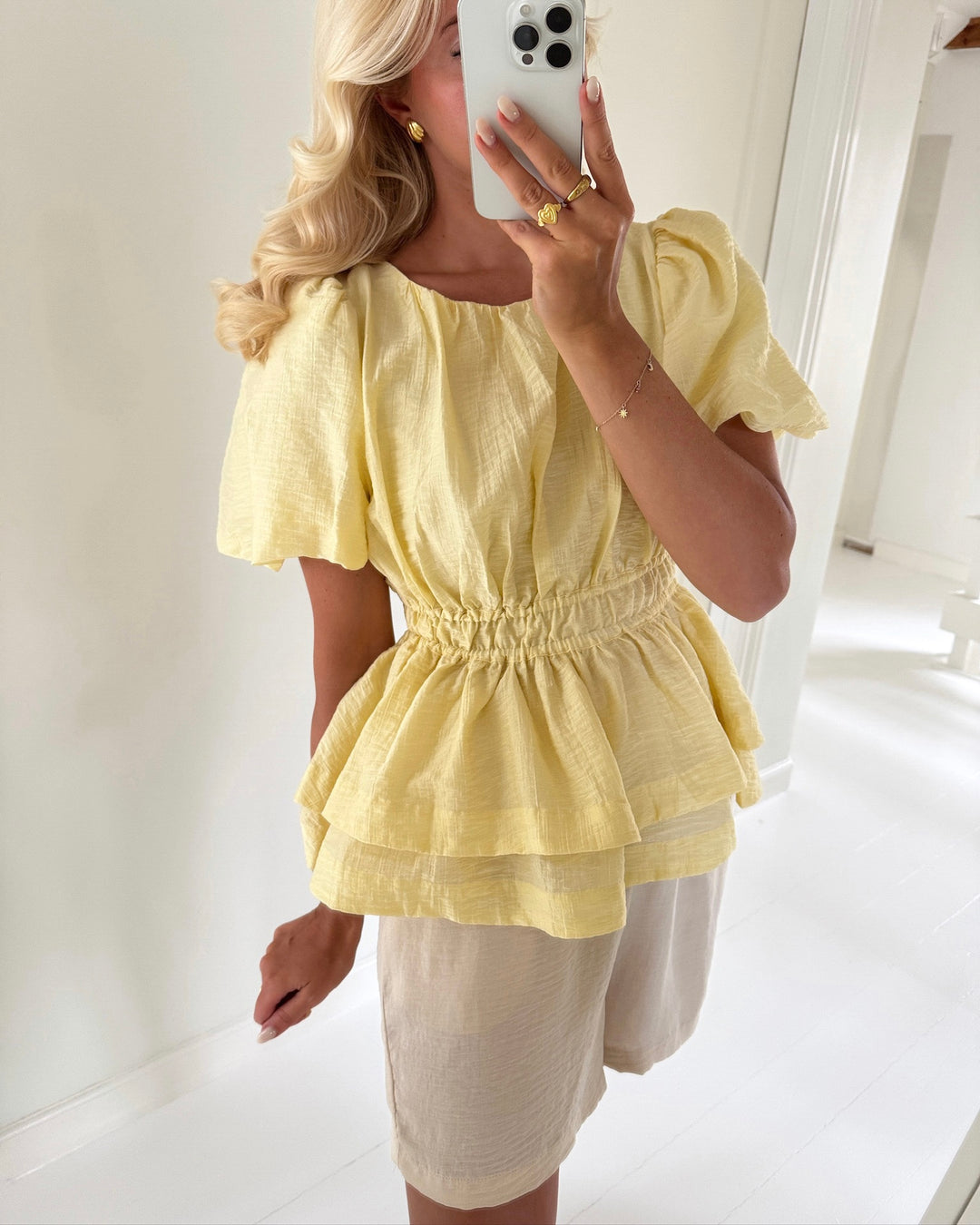 Y.A.S top skyla ss anise flower