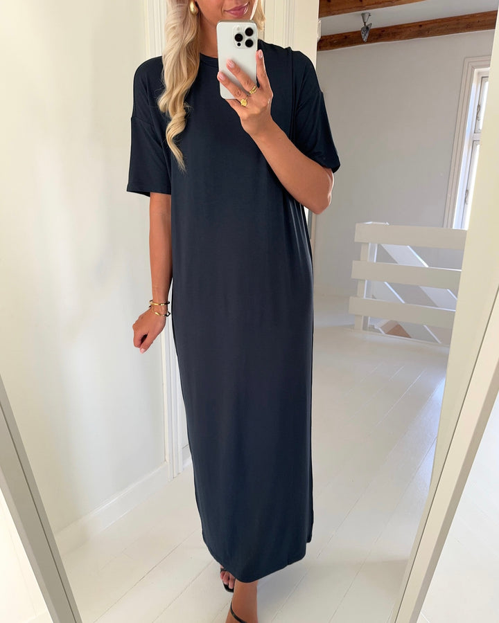 Aware by Vero Moda kjole robertina 2/4 o-neck ankle vma dark sapphie