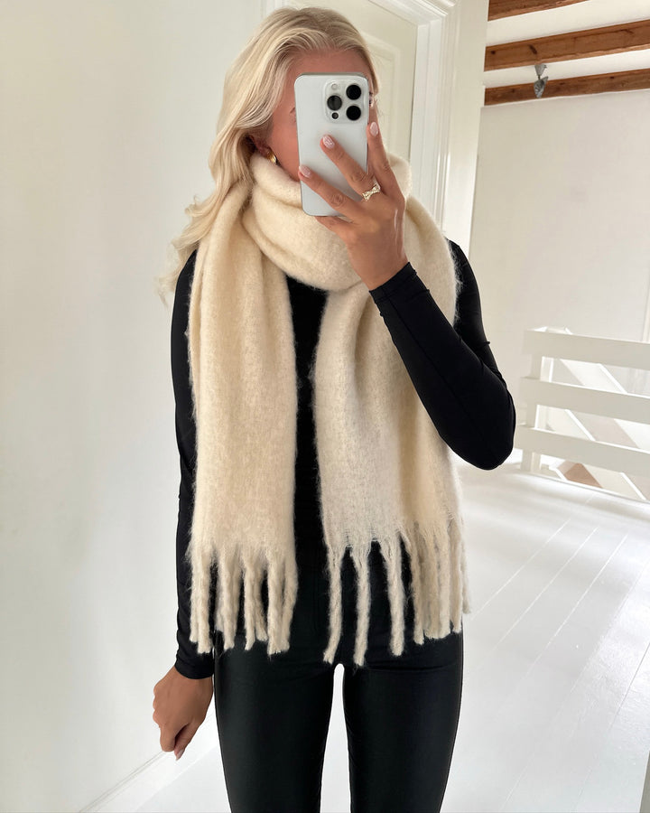 Vero Moda halstørklæde ivy league birch