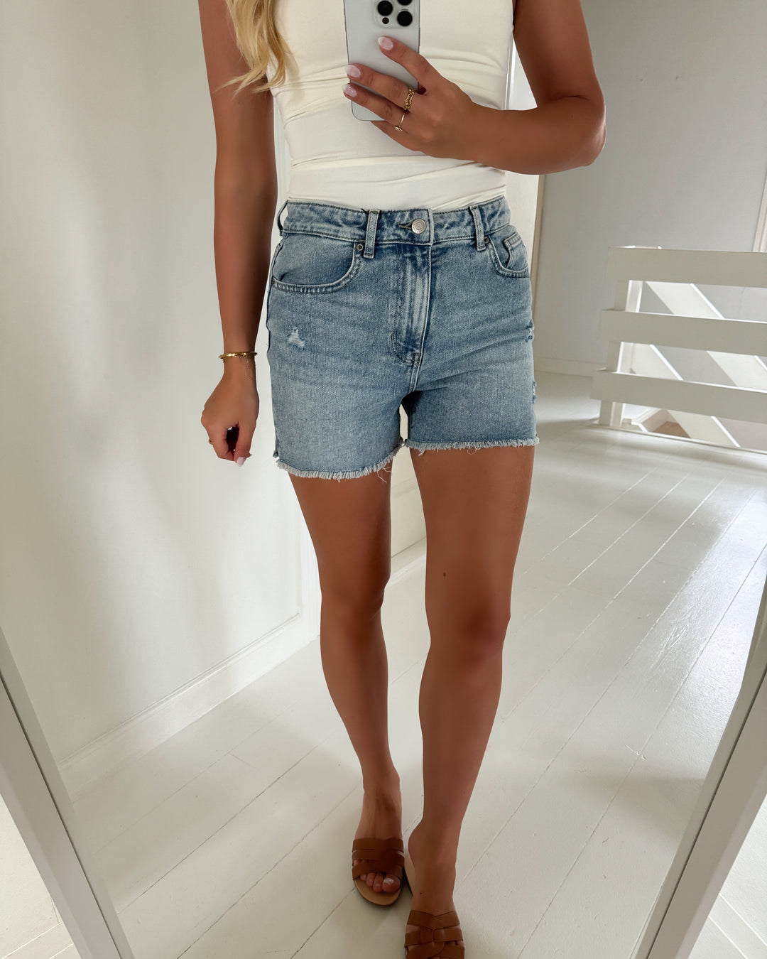 Vero Moda shorts tita hr short destroy light blue denim