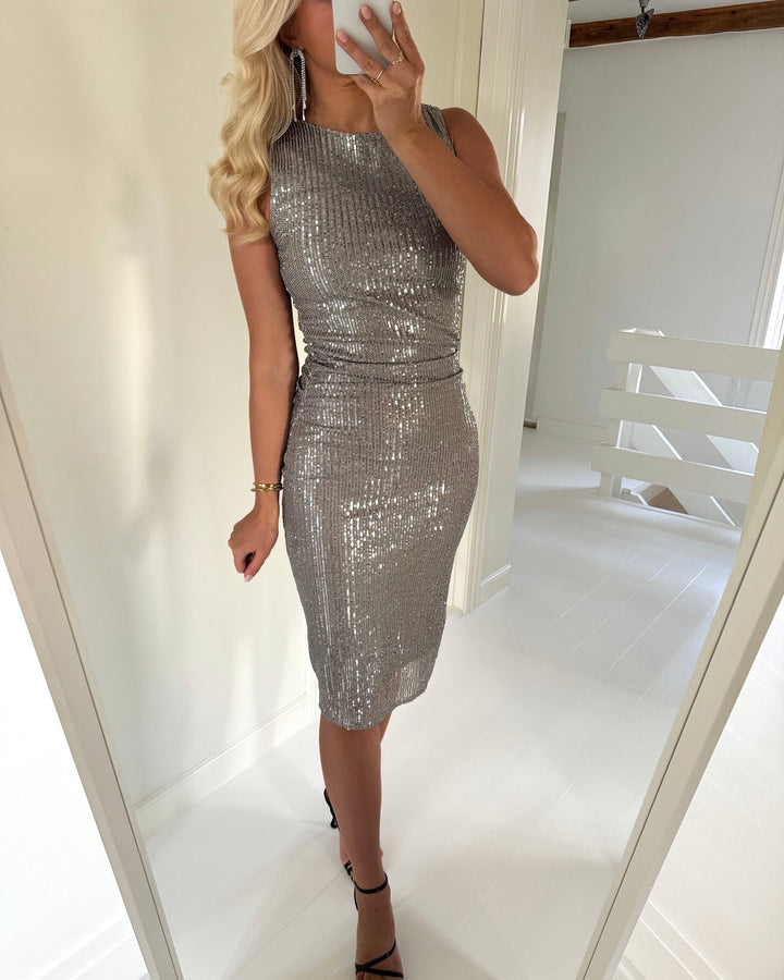 Sister's Point kjole esme-dr7 grey silver