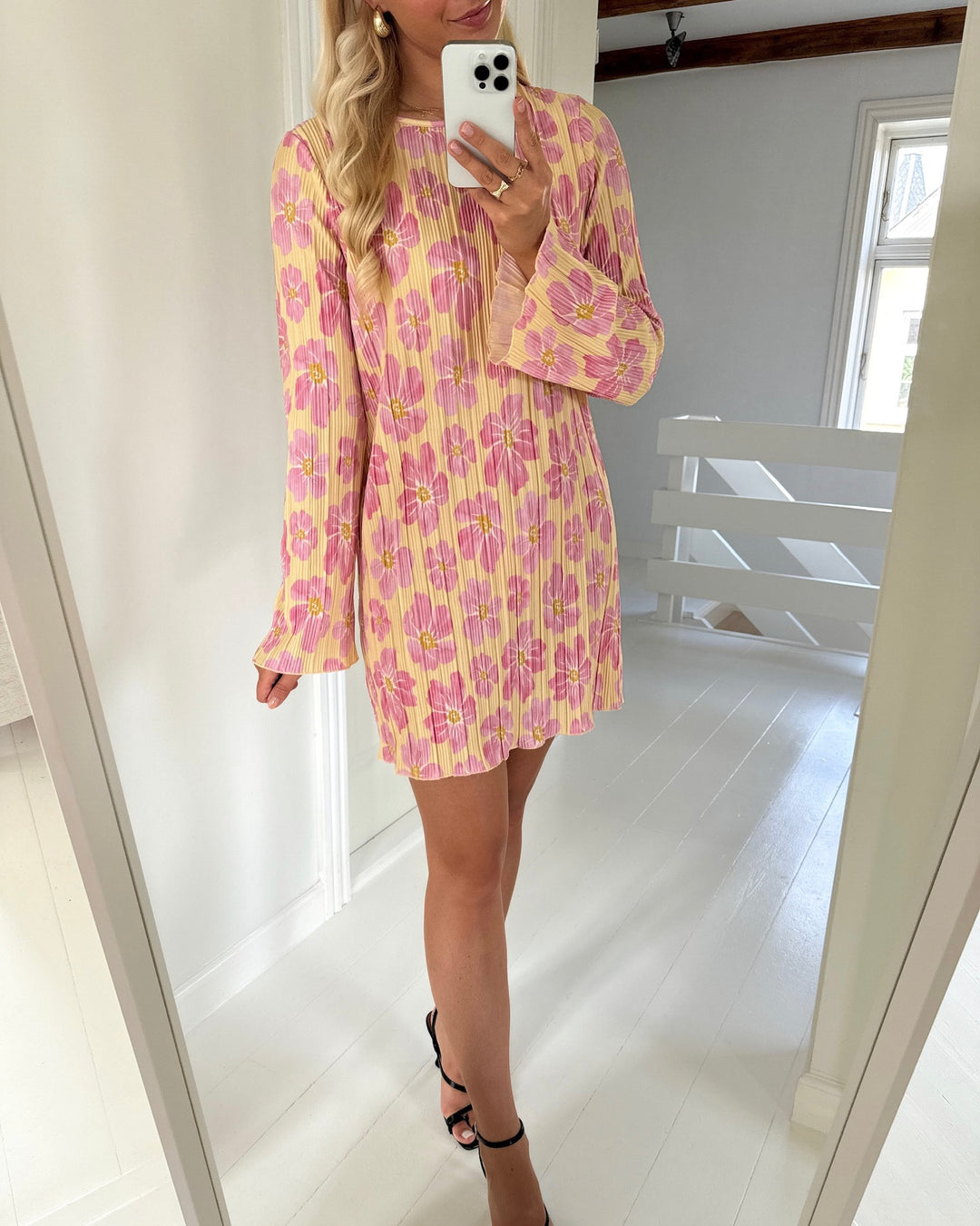 Pieces kjole amber ls short wvn kca mellow yellow/pink flower