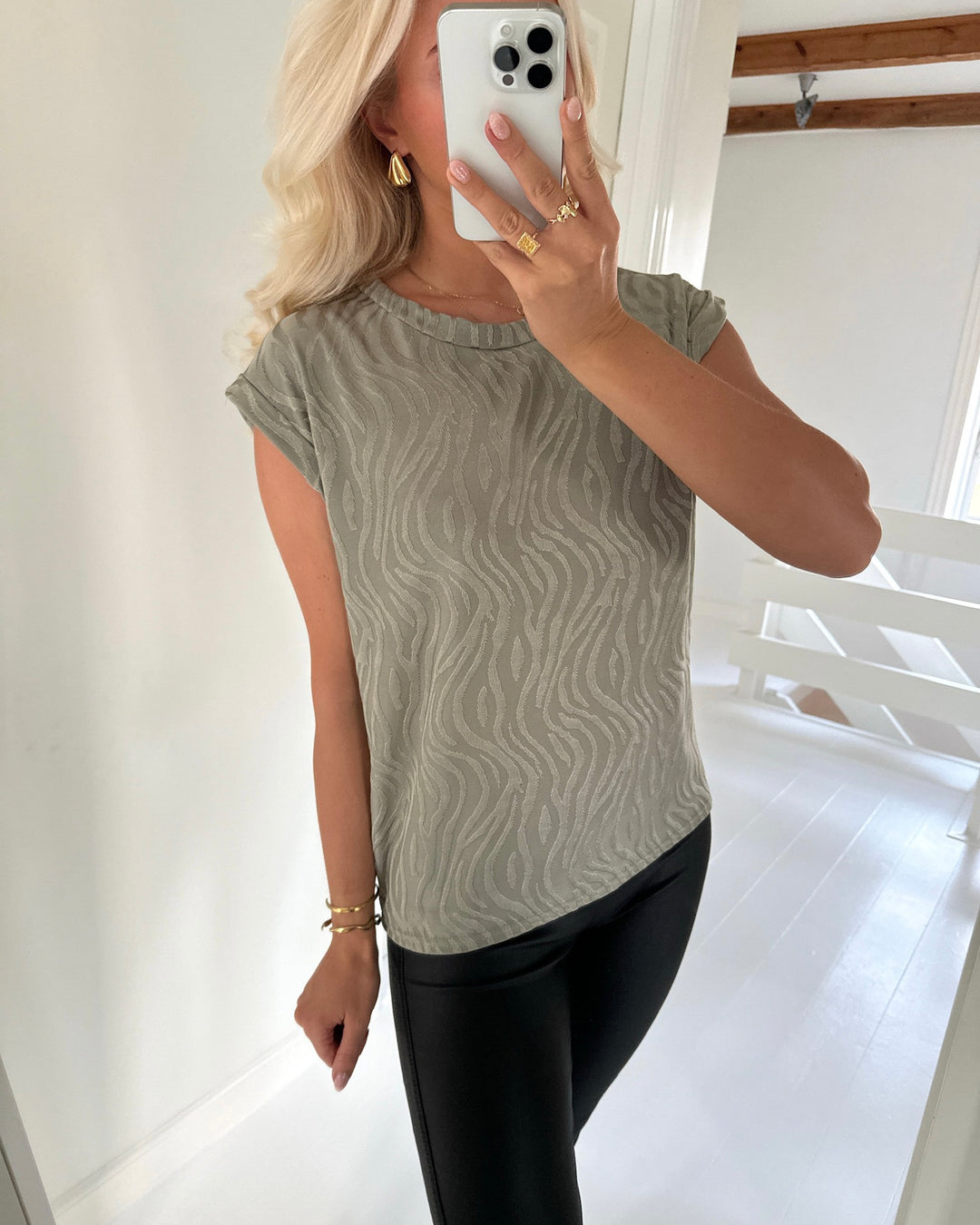 Sister's Point top low-400 l. khaki