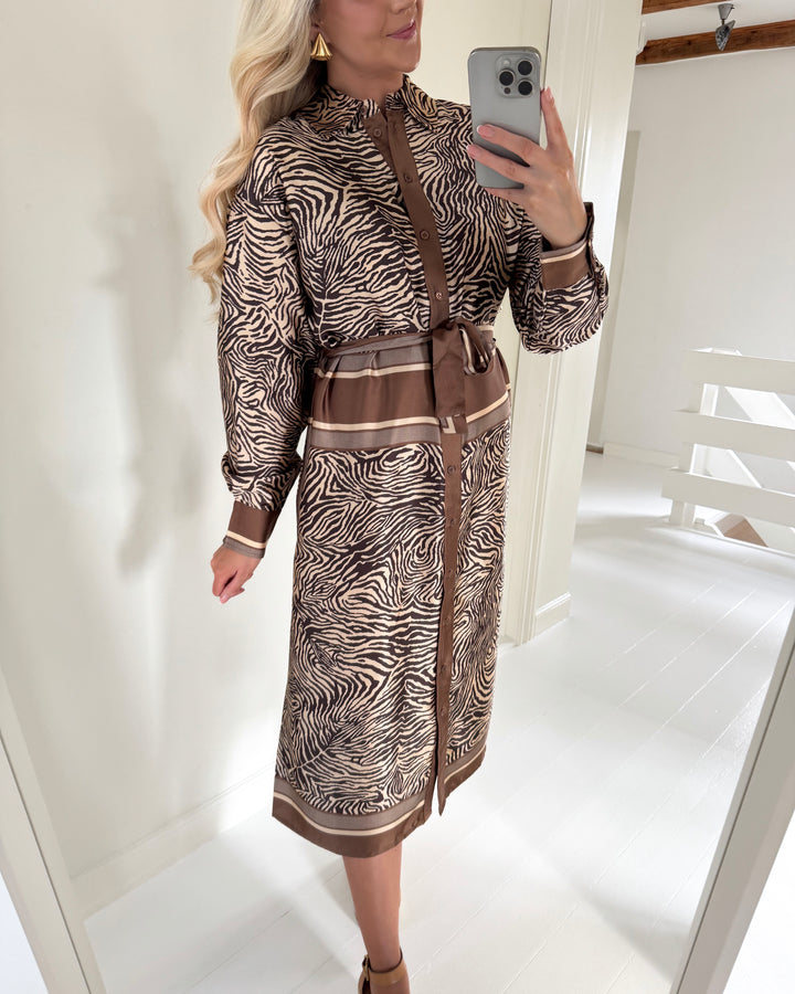 Love&Divine skjortekjole love1394-2 brown zebra