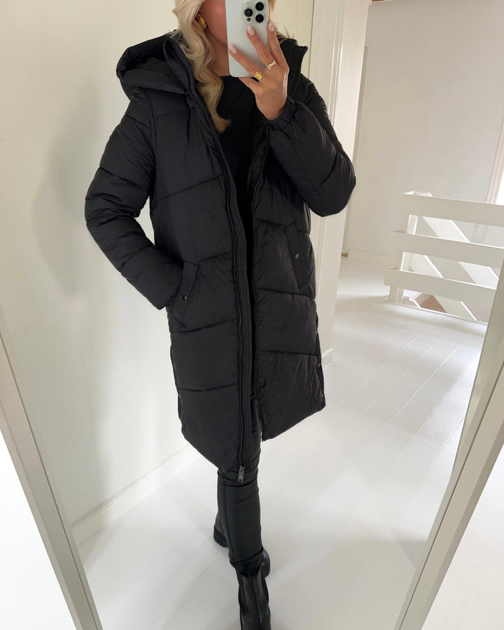Vero Moda jakke uppsala black - FORUDBESTILLING LEV. UGE 49