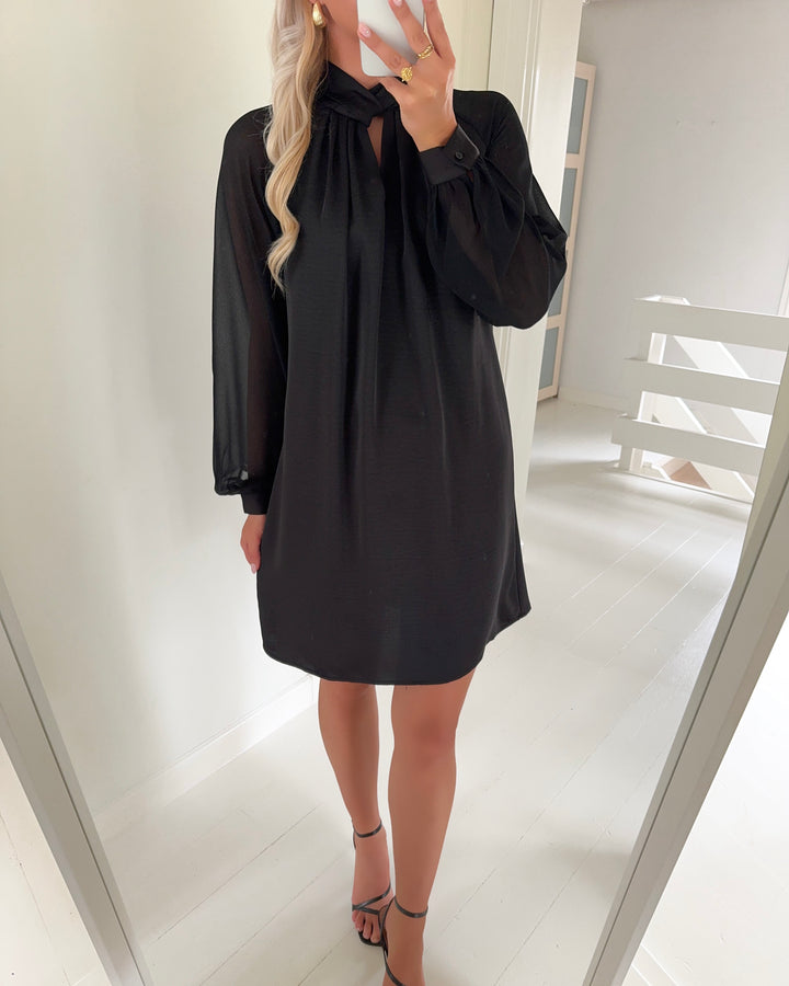JDY kjole urba l/s knot detail black