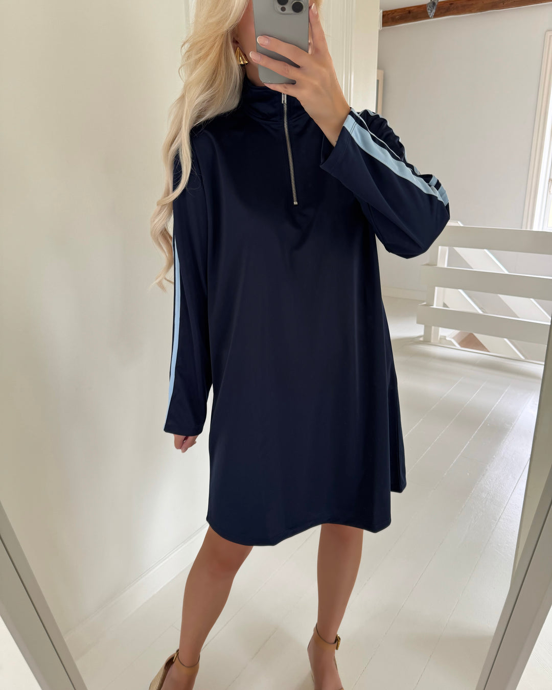 Pieces kjole grace ls half zip short d2d fsy maritime blue/cashmere b