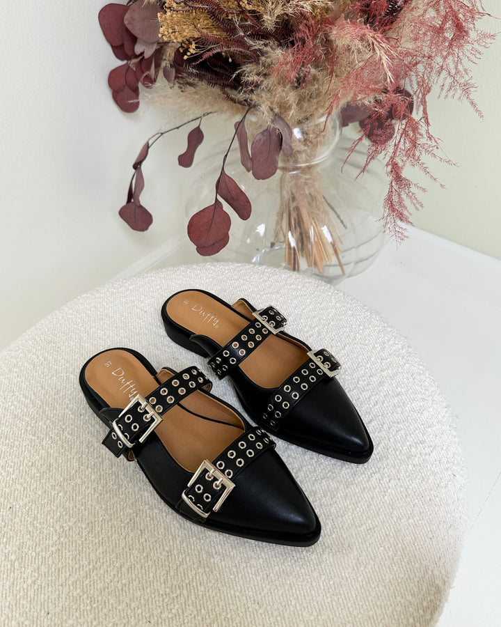 Duffy slip in 97-21156 black