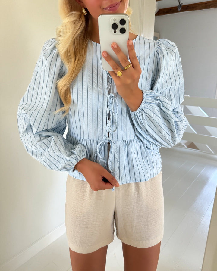 Pieces top agnete ls o-neck tie d2d wvn cashmere blue/maritime b