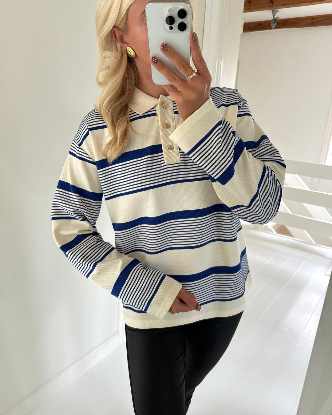 Moves polo pomila surf the web