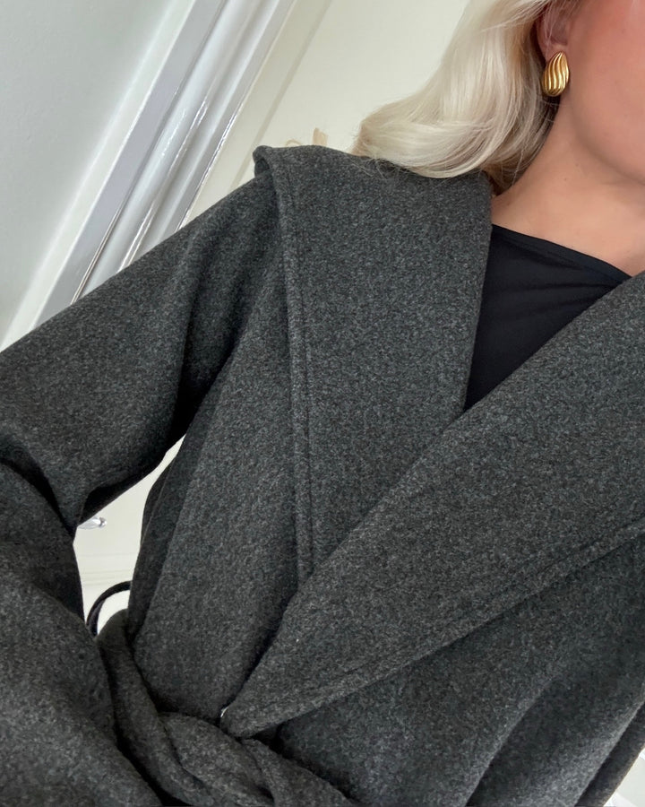 Vero Moda frakke fortunekimi hood long dark grey melange - FORUDBESTILLING LEV. UGE 46