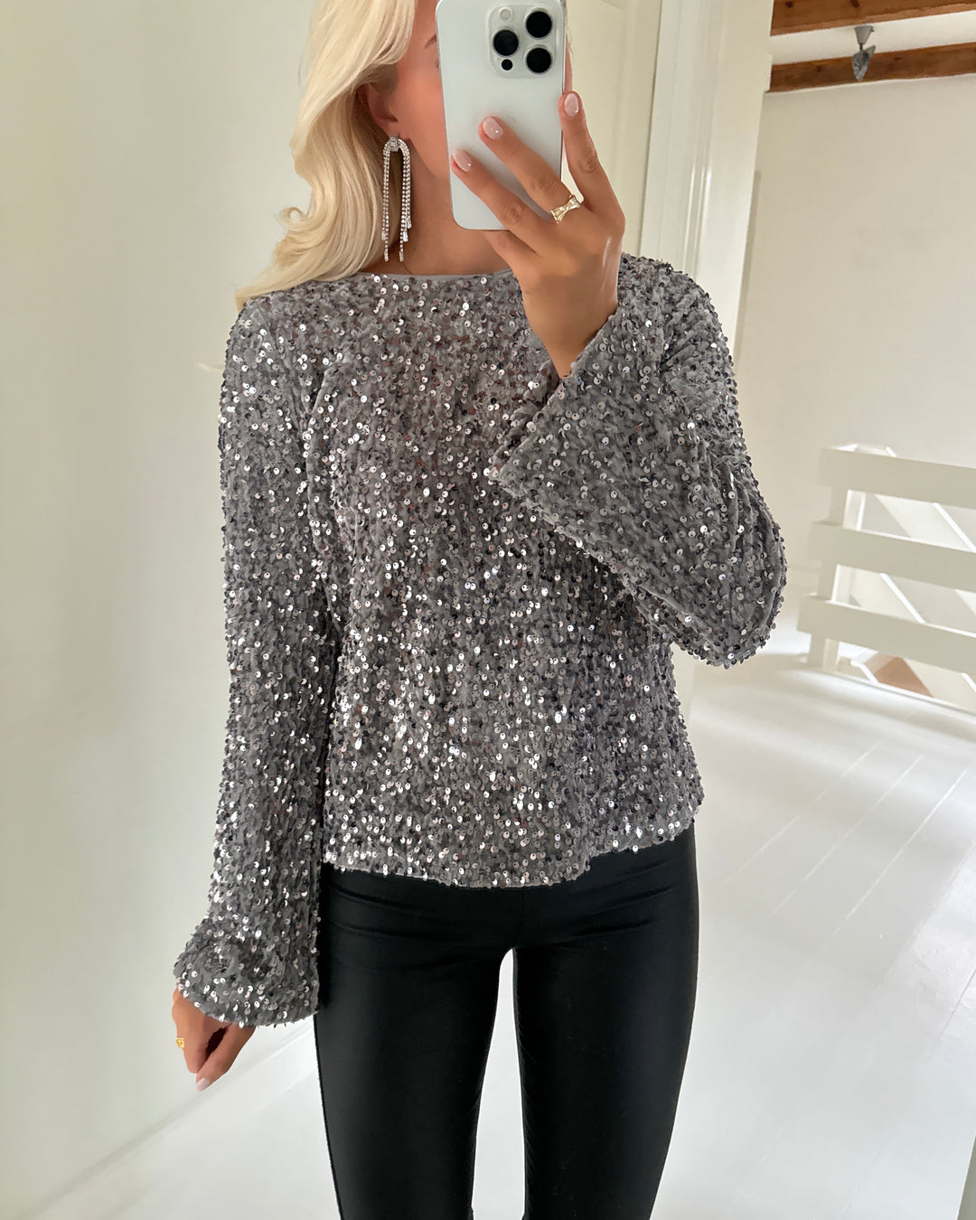 Vero Moda bluse bella ls boatneck griffin/griffin sequins