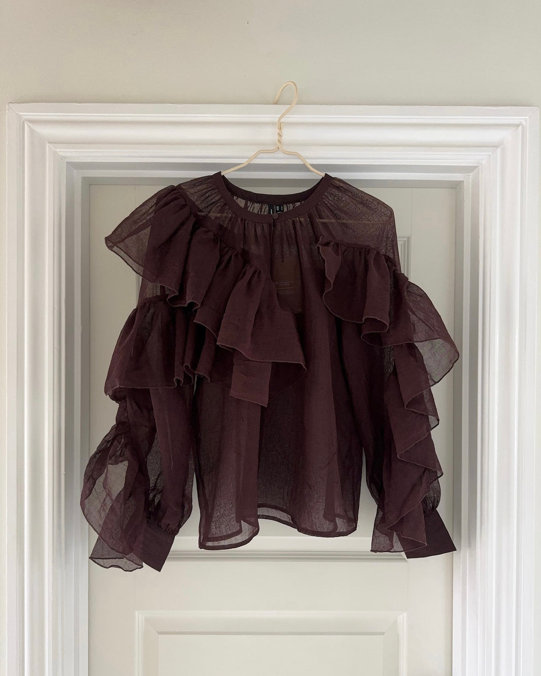 Vero Moda top sabrina ls flounce chocolate martini