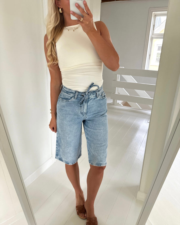 Pieces shorts selma mw wide denim light blue denim