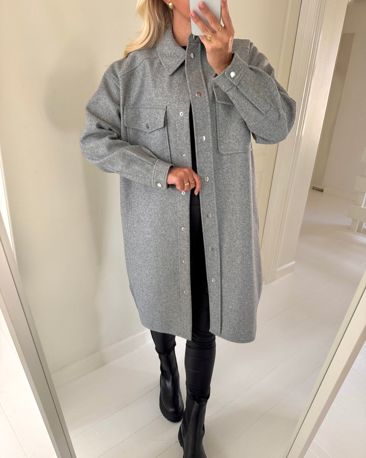 Vero Moda frakke vince long boxy light grey melange