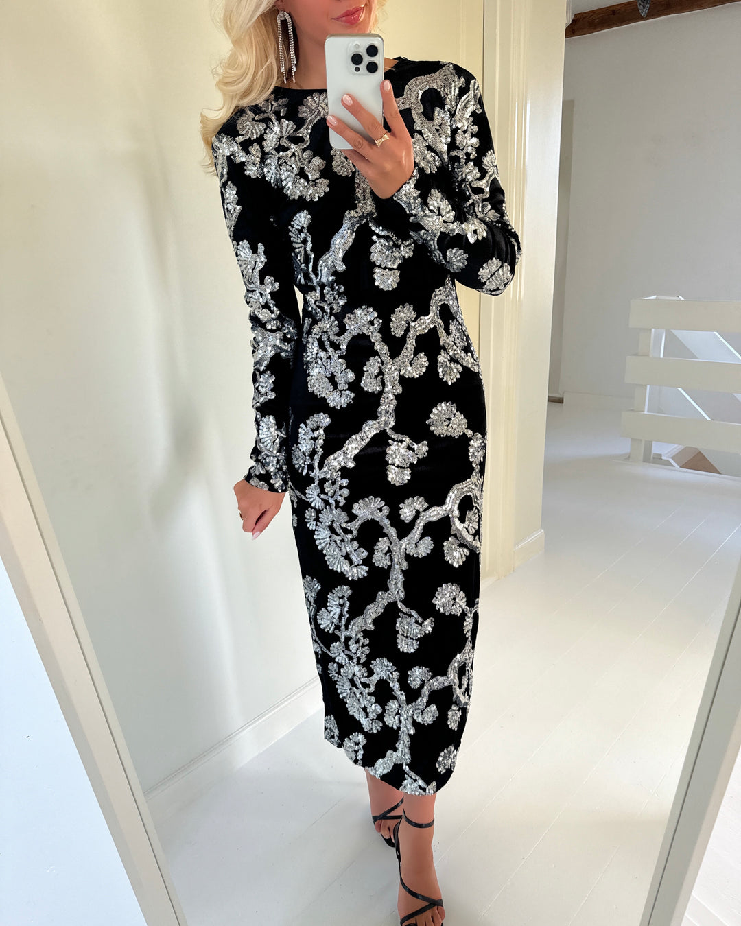 Y.A.S kjole florana ls long black/silver sequins