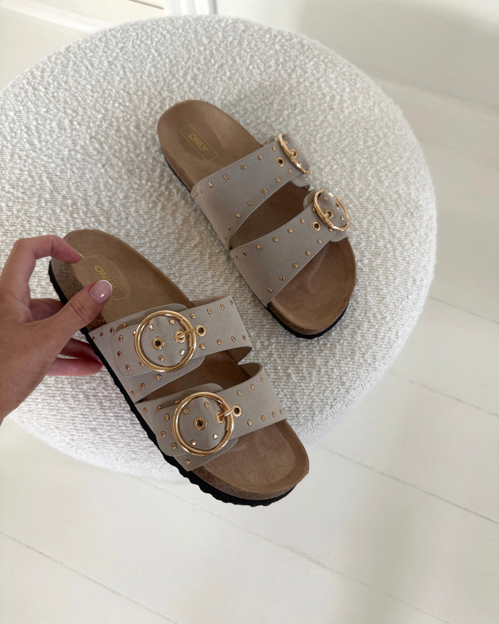 Only sandal maxi-16 pu studs buckle creme