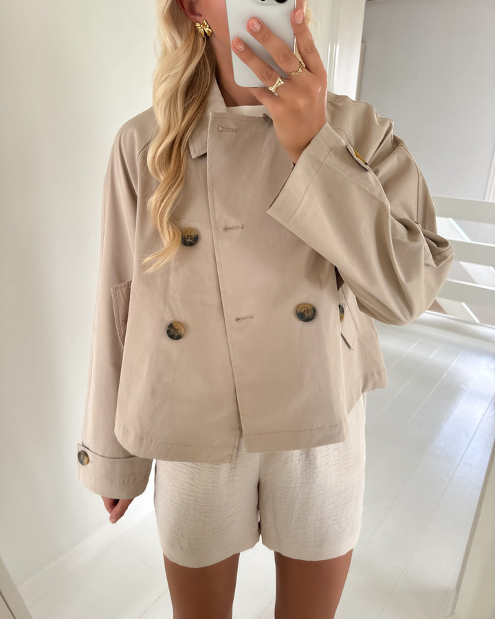 Only trenchcoat april life short oxford tan