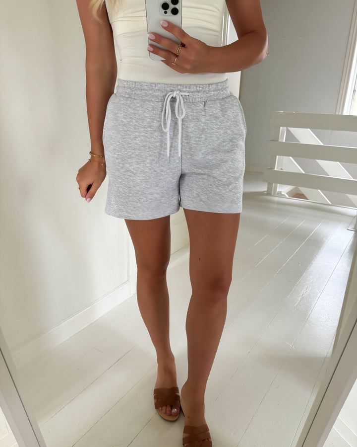 Vero Moda shorts ronja super light grey melange