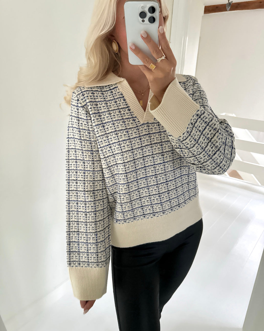 Y.A.S striktrøje livia ls v-neck knit birch/dazzling blue