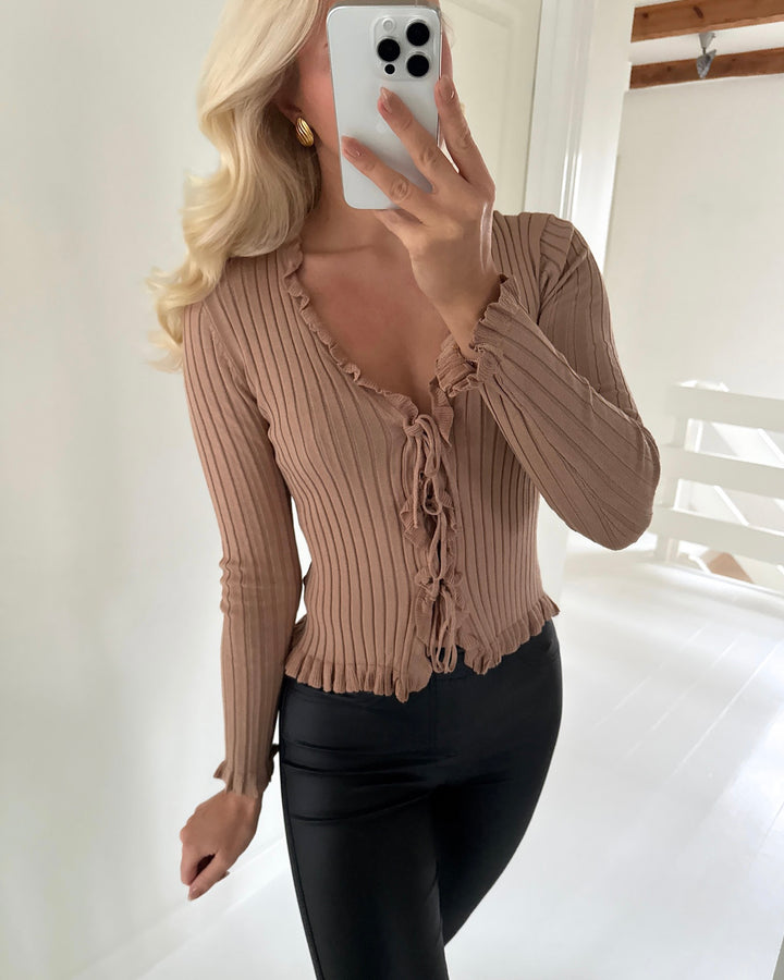 A-View cardigan fabian tie sand - FORUDBESTILLING LEV. UGE 4