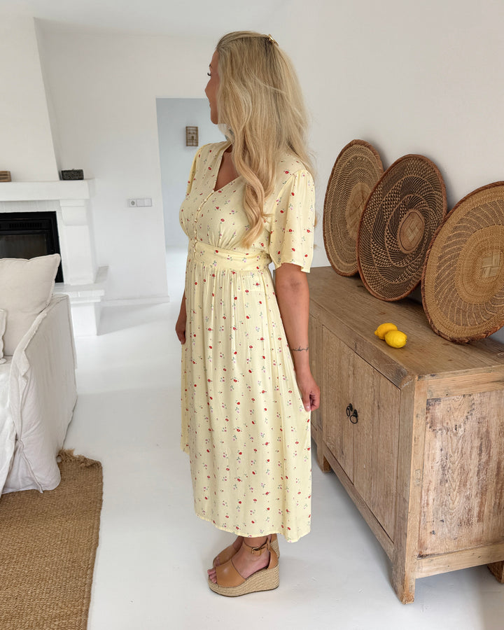 Pieces kjole tala ss midi french vanilla/flower