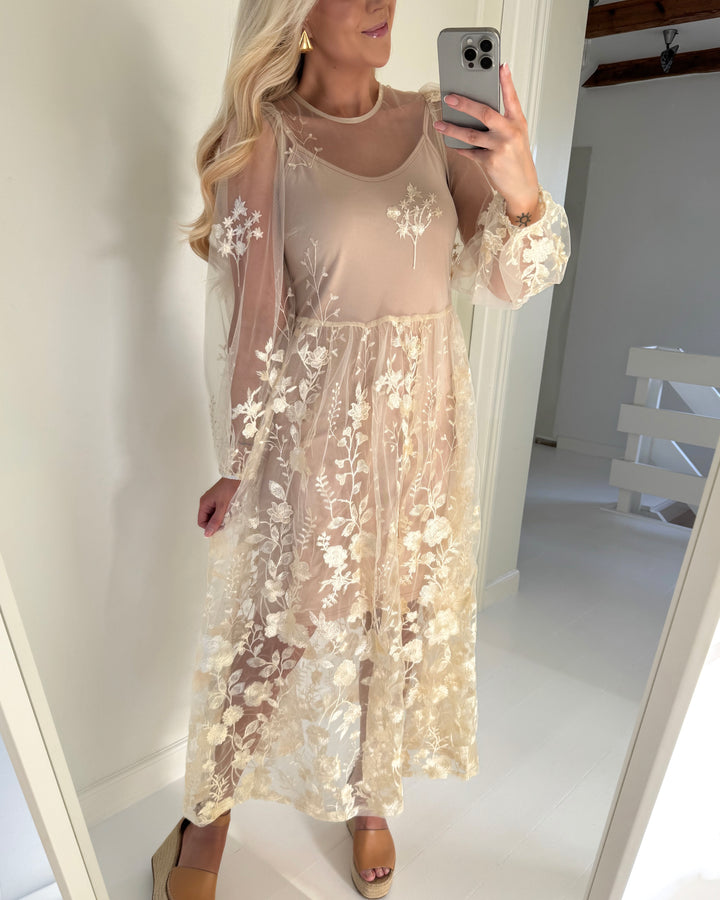 A-View kjole fuschia pale yellow